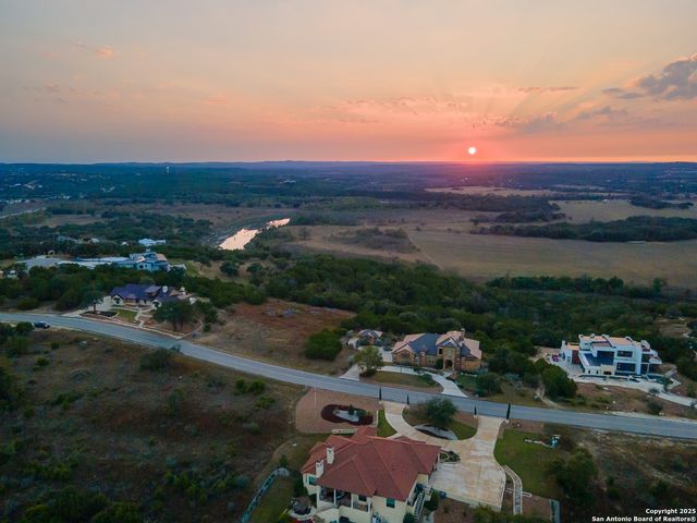 972 MYSTIC PKWY, Spring Branch, TX 78070