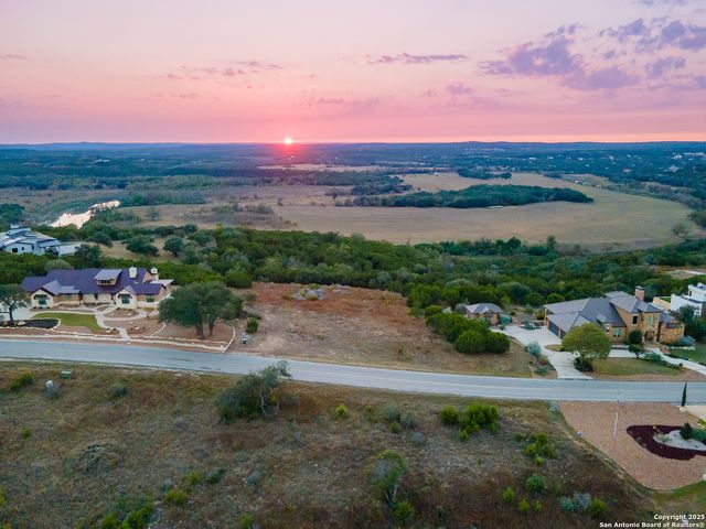 972 MYSTIC PKWY, Spring Branch, TX 78070