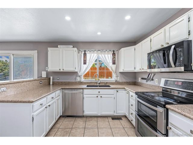 19375 E Linvale Pl, Aurora, CO 80013