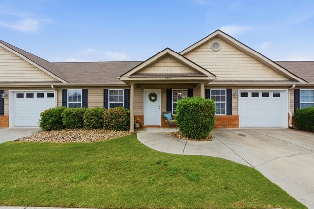 302 Cedar Creek Drive, Rossville, GA 30741