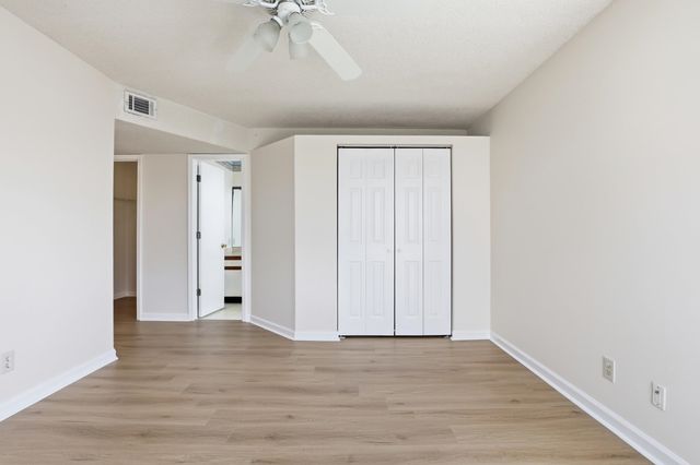 2220 Andover Dr Apt G, Surfside Beach, SC 29575