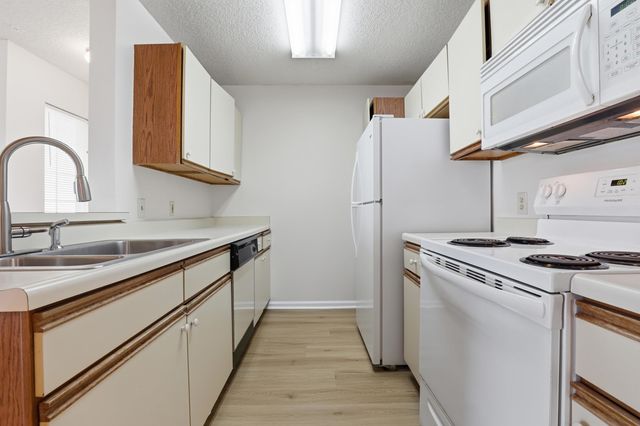 2220 Andover Dr Apt G, Surfside Beach, SC 29575