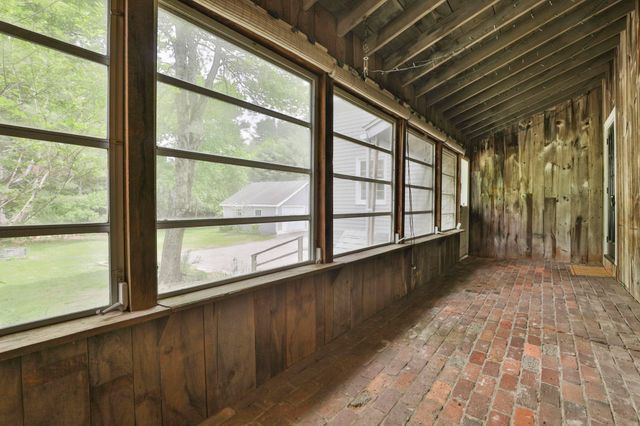 42 Main Street, Brookline, NH 03033
