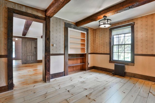 42 Main Street, Brookline, NH 03033