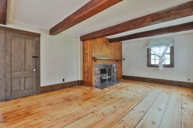 42 Main Street, Brookline, NH 03033