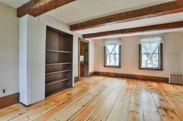 42 Main Street, Brookline, NH 03033