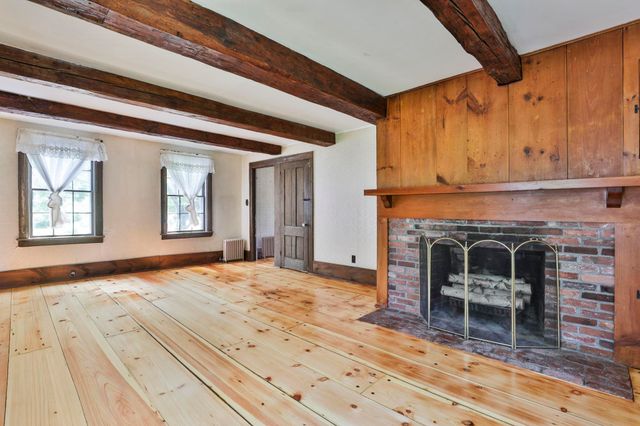 42 Main Street, Brookline, NH 03033