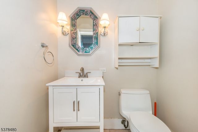 10 Passaic Ave, Ogdensburg Boro, NJ 07439