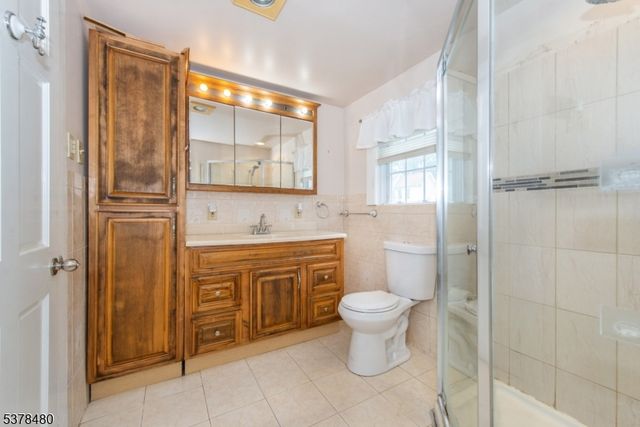 10 Passaic Ave, Ogdensburg Boro, NJ 07439