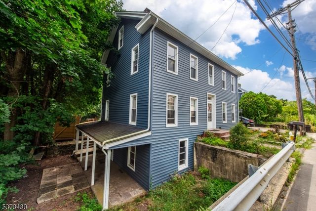 10 Passaic Ave, Ogdensburg Boro, NJ 07439