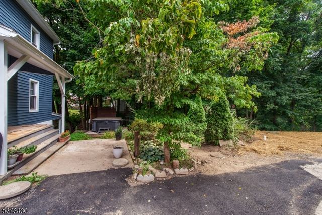 10 Passaic Ave, Ogdensburg Boro, NJ 07439