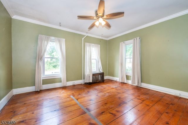 10 Passaic Ave, Ogdensburg Boro, NJ 07439