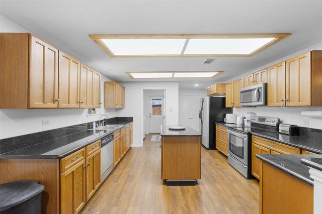 4340 S US Hwy 77, Schulenburg, TX 78956