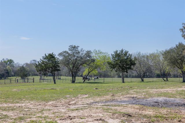 4340 S US Hwy 77, Schulenburg, TX 78956