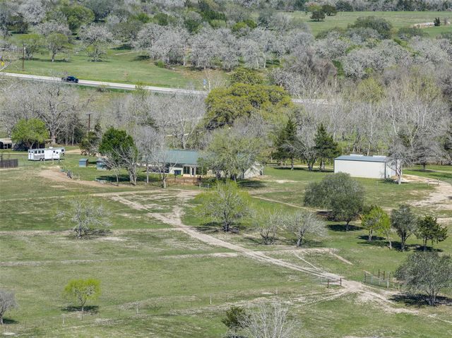 4340 S US Hwy 77, Schulenburg, TX 78956