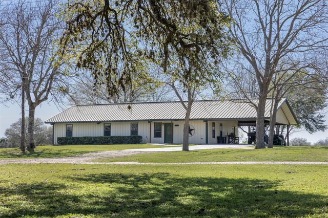 4340 S US Hwy 77, Schulenburg, TX 78956