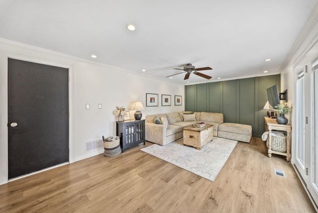 154 Helmbright Court, Columbus, OH 43230