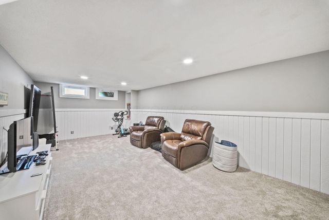 154 Helmbright Court, Columbus, OH 43230