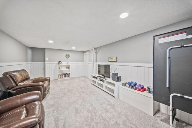 154 Helmbright Court, Columbus, OH 43230