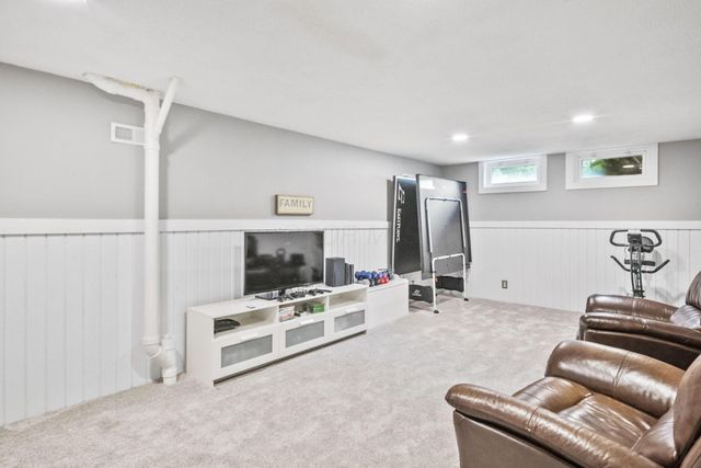 154 Helmbright Court, Columbus, OH 43230