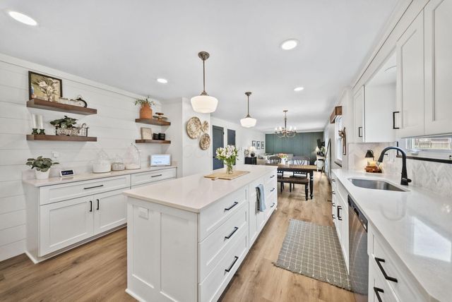 154 Helmbright Court, Columbus, OH 43230