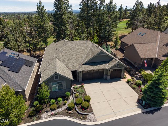 2533 NW Pine Terrace Drive, Bend, OR 97703