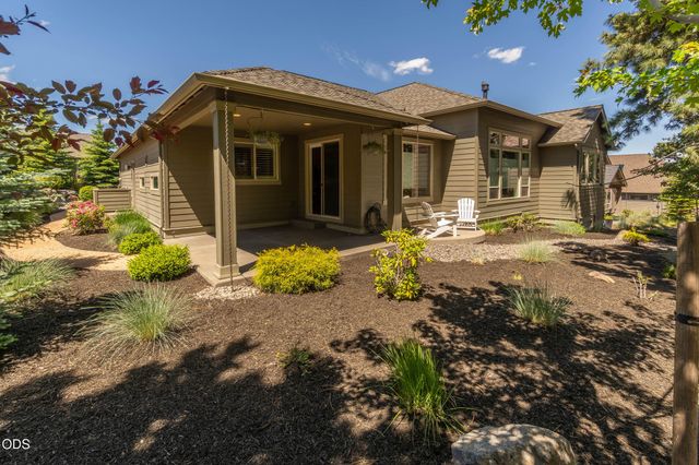 2533 NW Pine Terrace Drive, Bend, OR 97703