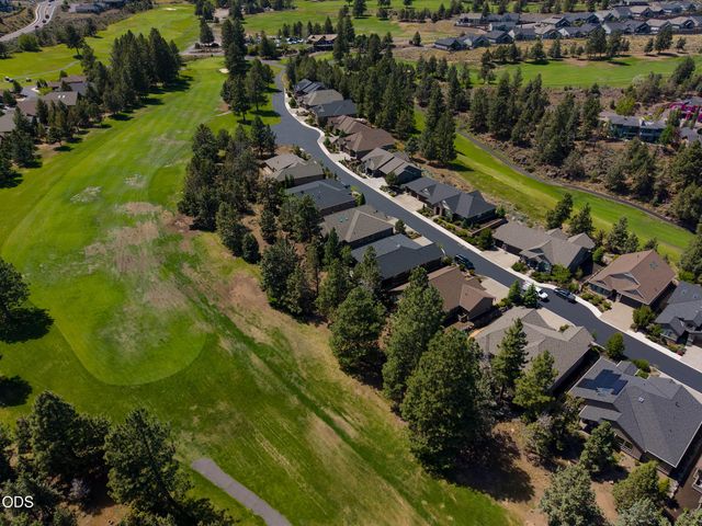 2533 NW Pine Terrace Drive, Bend, OR 97703