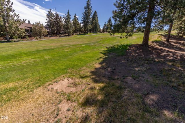 2533 NW Pine Terrace Drive, Bend, OR 97703