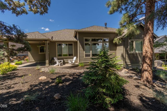 2533 NW Pine Terrace Drive, Bend, OR 97703