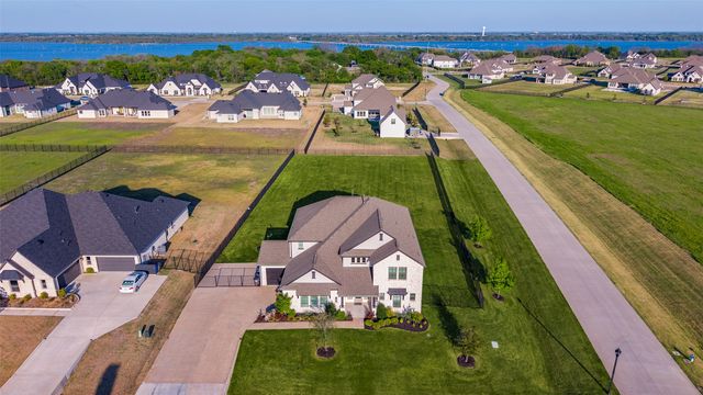 1200 Driftwood Lane, Lucas, TX 75002