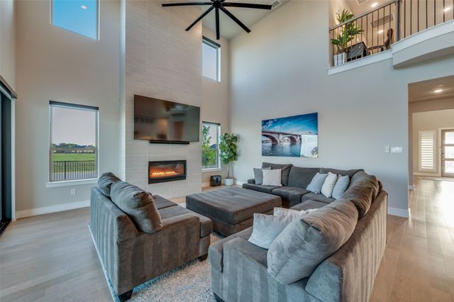 1200 Driftwood Lane, Lucas, TX 75002