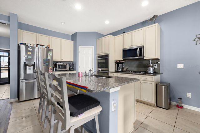 395 BLUE CYPRESS DRIVE, Groveland, FL 34736