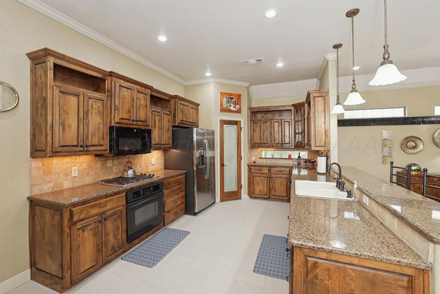 4702 Ashville Place, Amarillo, TX 79119