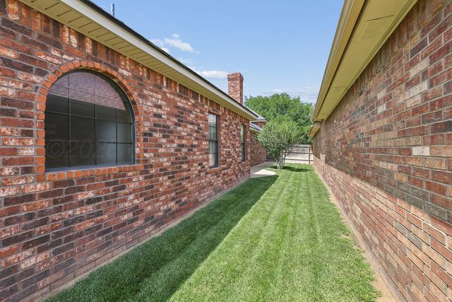 4702 Ashville Place, Amarillo, TX 79119