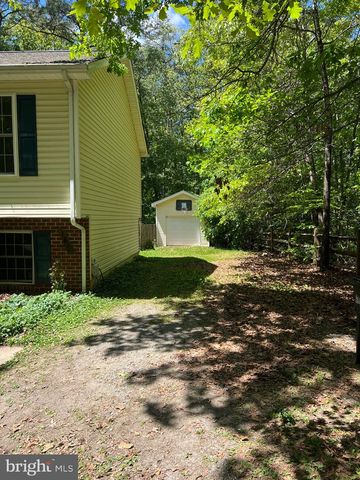 261 MANCHESTER DR, Ruther Glen, VA 22546