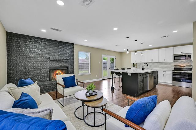 2710 Merrimac Drive, League City, TX 77573