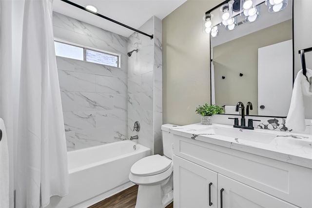 2710 Merrimac Drive, League City, TX 77573