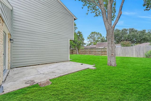 2710 Merrimac Drive, League City, TX 77573