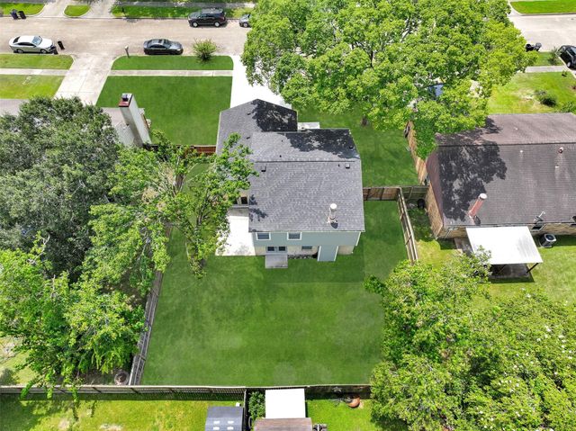 2710 Merrimac Drive, League City, TX 77573