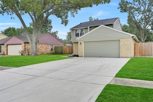 2710 Merrimac Drive, League City, TX 77573