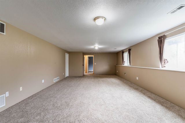 2326 S Upland Hills Ct, Wichita, KS 67235