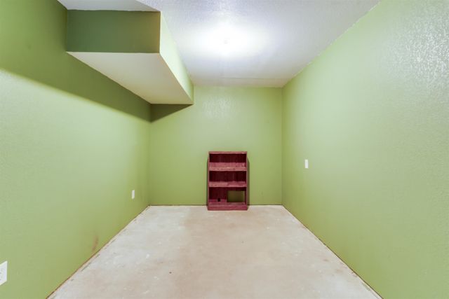 2326 S Upland Hills Ct, Wichita, KS 67235