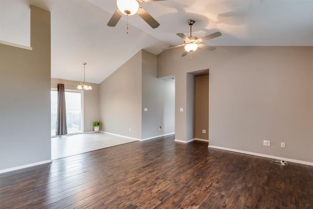 2326 S Upland Hills Ct, Wichita, KS 67235