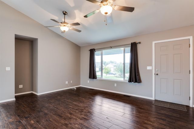 2326 S Upland Hills Ct, Wichita, KS 67235