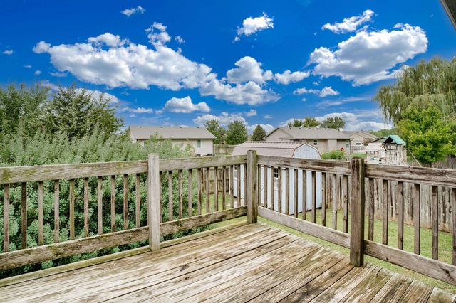 2326 S Upland Hills Ct, Wichita, KS 67235