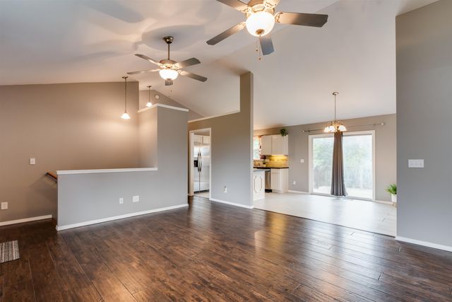 2326 S Upland Hills Ct, Wichita, KS 67235