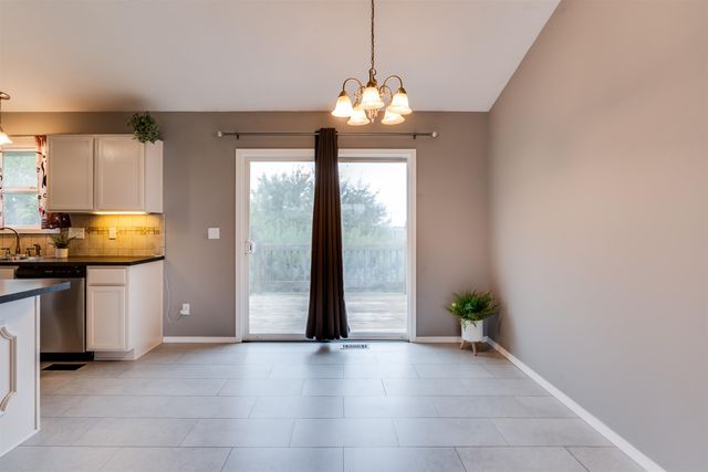 2326 S Upland Hills Ct, Wichita, KS 67235