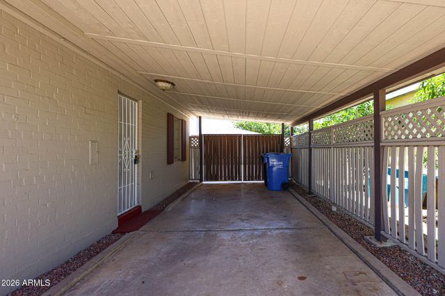 2616 N 8TH Street, Phoenix, AZ 85006