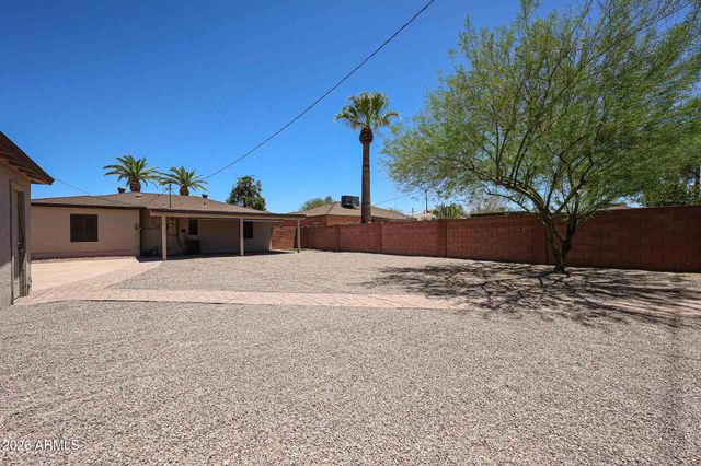 2616 N 8TH Street, Phoenix, AZ 85006